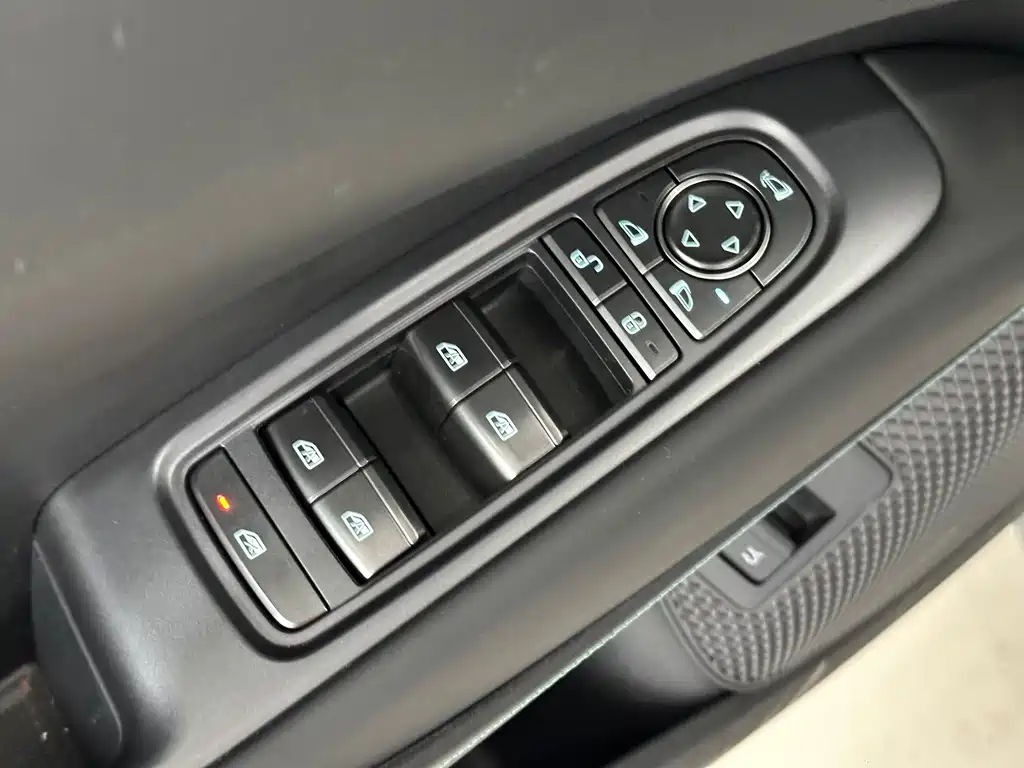 BYD BYD Seal 06 2025 DM-i Intelligent Driving Version 120KM Flagship Model 2025 - thumbnail 14