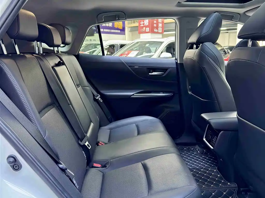 Toyota Venza 2023 2.0L CVT AWD Luxury Edition 2024 - thumbnail 6
