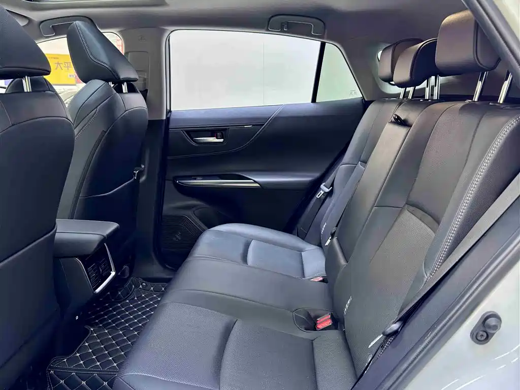 Toyota Venza 2023 2.0L CVT AWD Luxury Edition 2024 - thumbnail 7