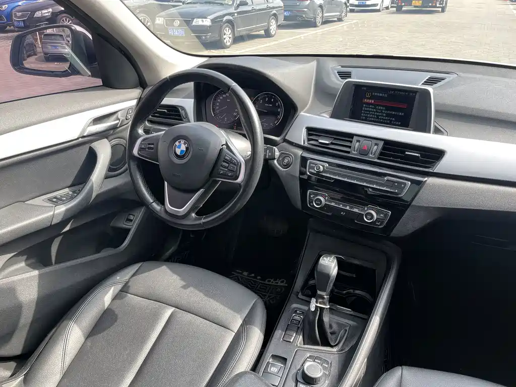 BMW BMW X1 2018 sDrive20Li Leading Edition 2019 - thumbnail 7