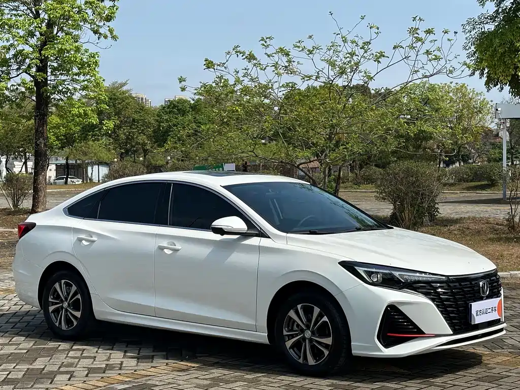 Changan YiDong 2024 PLUS Blue Whale NE 1.4T GDI DCT High-Performance Edition 2025 - thumbnail 3