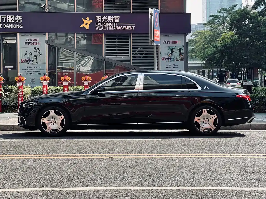 Mercedes-Benz Maybach S-Class 2021 S 480 4MATIC 2021 - thumbnail 17
