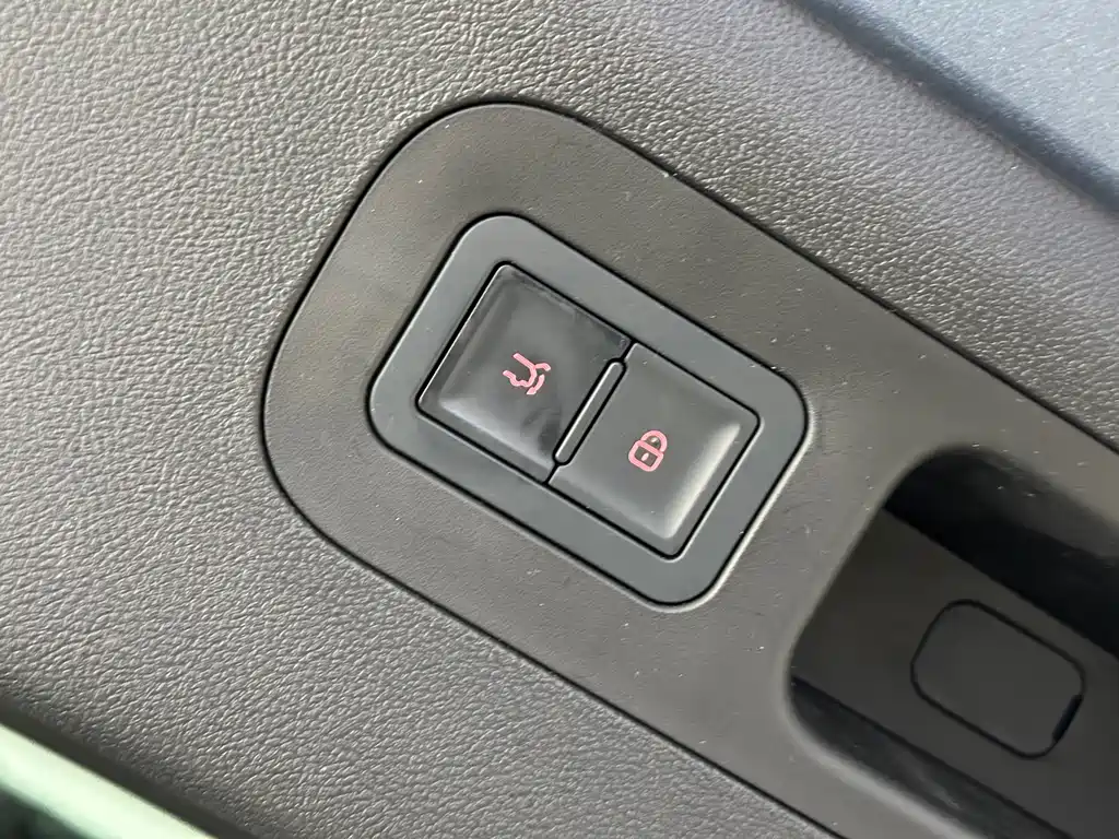 BYD Hai Shi 07 DM-i 2025 150 Navigator+ Edition 2025 - thumbnail 7