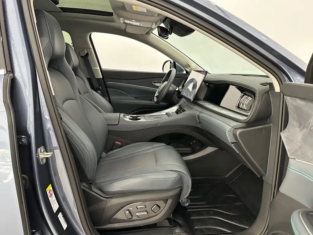 BYD Hai Shi 07 DM-i 2025 150 Navigator+ Edition 2025 - thumbnail 11