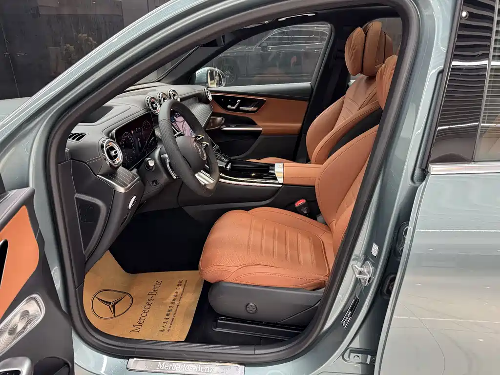 Mercedes-Benz Mercedes-Benz GLC 2025 GLC 300 L 4MATIC Luxury 5-Seat 2024 - thumbnail 10
