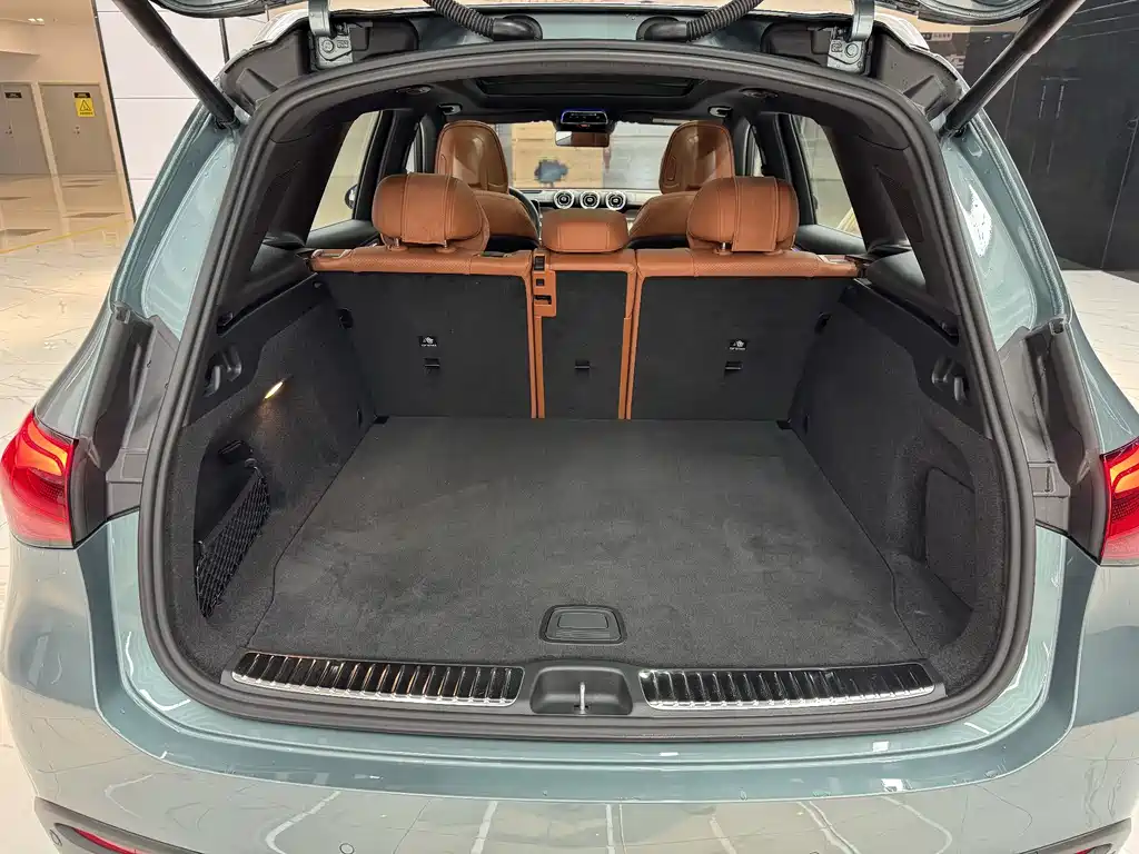 Mercedes-Benz Mercedes-Benz GLC 2025 GLC 300 L 4MATIC Luxury 5-Seat 2024 - thumbnail 17