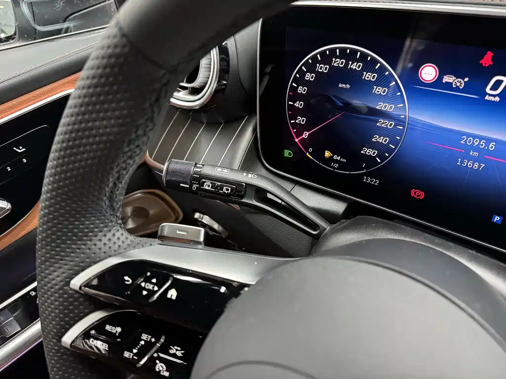 Mercedes-Benz Mercedes-Benz GLC 2025 GLC 300 L 4MATIC Luxury 5-Seat 2024 - thumbnail 19