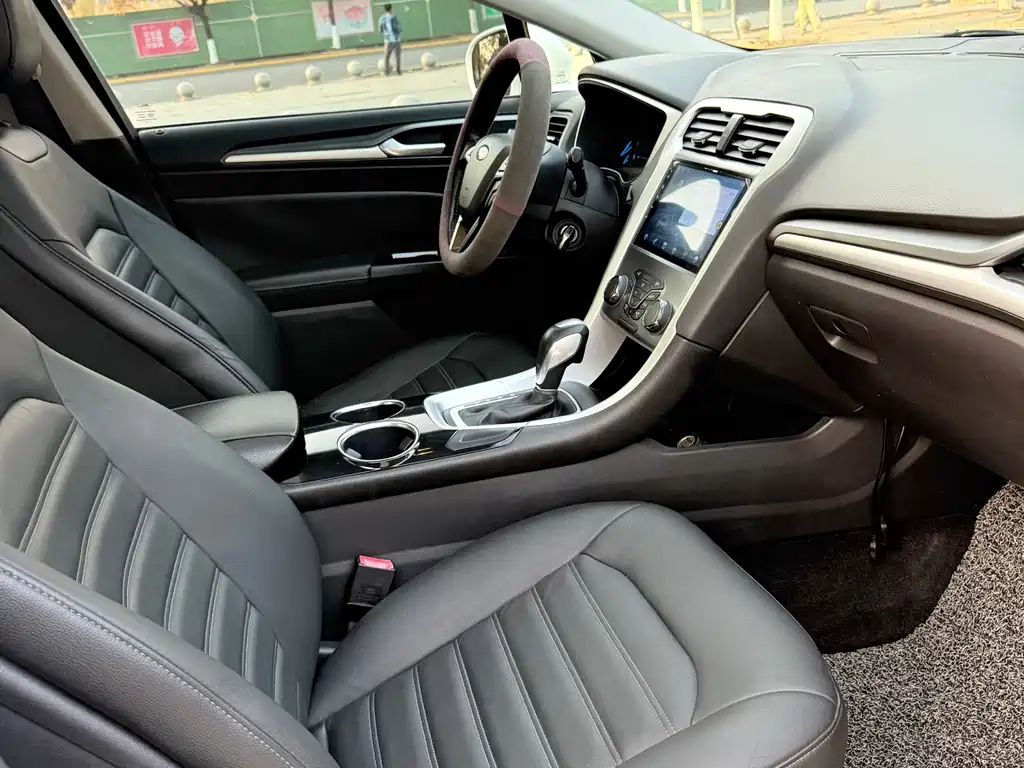 Ford Mondeo 2013 1.5L GTDi180 Fashion Edition 2014 - thumbnail 7