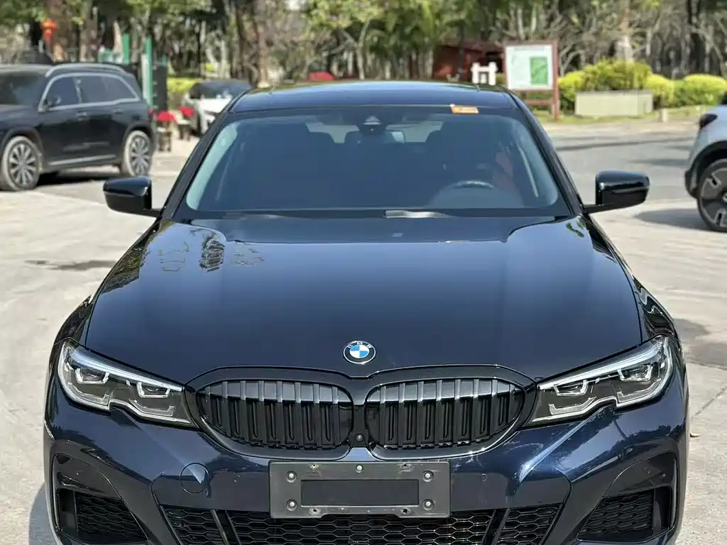 BMW BMW 3 Series 2021 Model Year Facelift 325Li M Sport Shadow Night Package 2021 - thumbnail 2