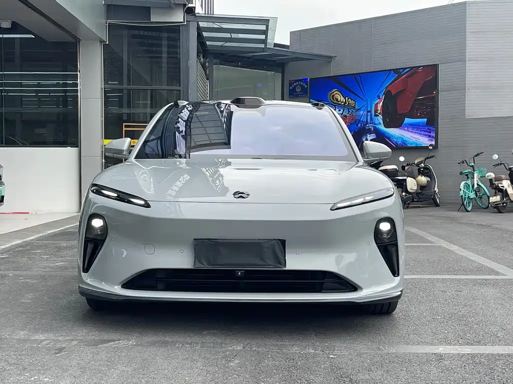 NIO NIO ET5T 2023 75kWh Touring 2023 - thumbnail 3