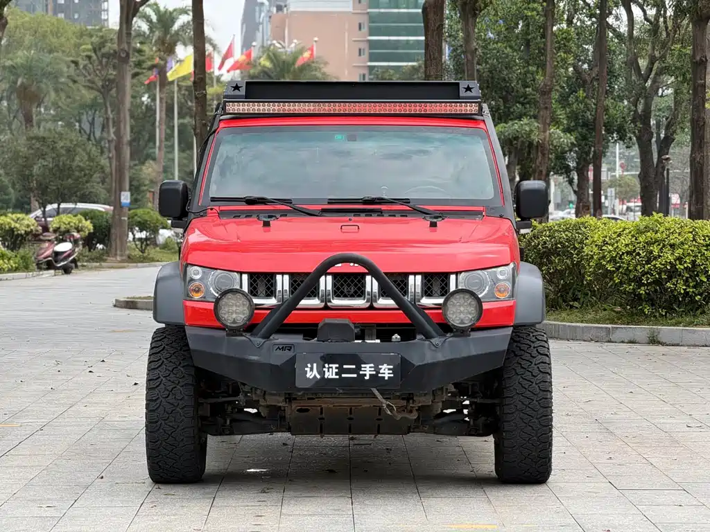 Beijing Off-Road Beijing Off-road BJ40 2016 40L 2.3T Automatic 4WD Premium Edition 2017 - thumbnail 2