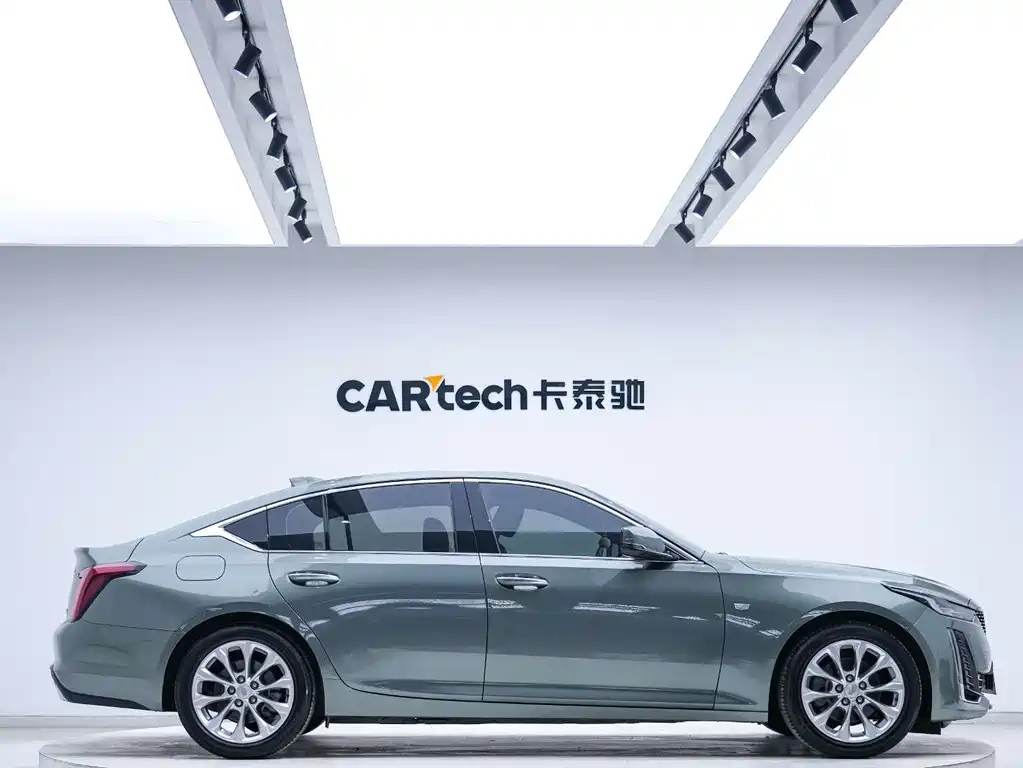Cadillac Cadillac CT5 2023 28T Luxury (Standard) 2023 - thumbnail 4
