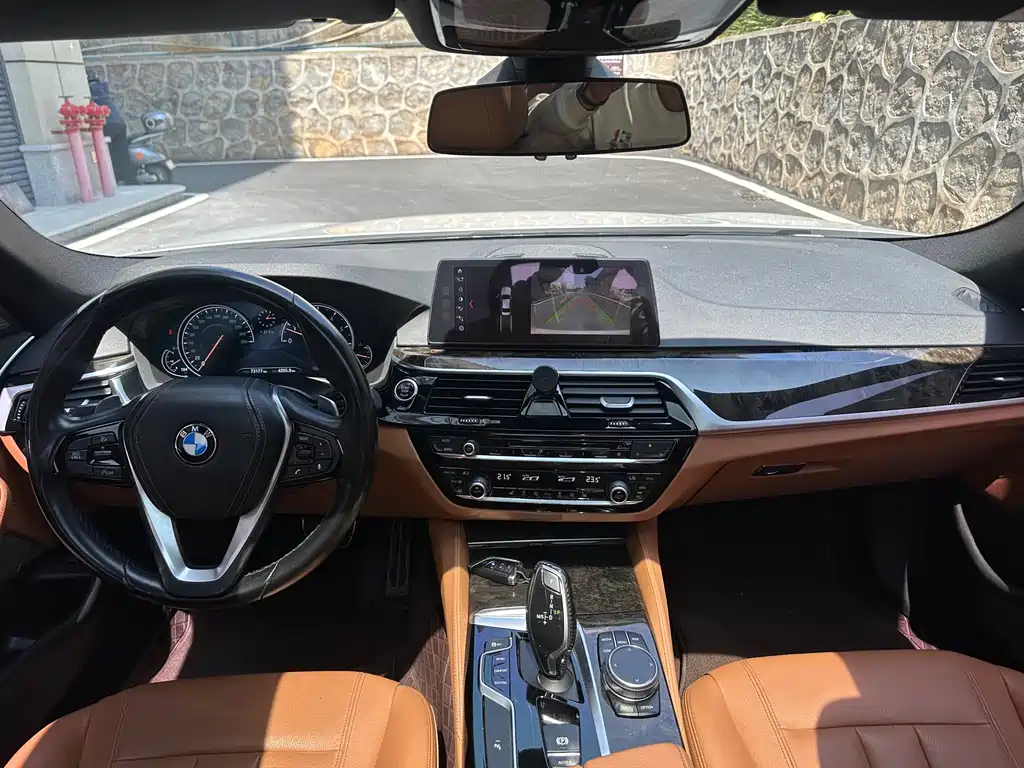 BMW BMW 5 Series 2018 530Li Leading Model M Sport Package 2018 - thumbnail 13
