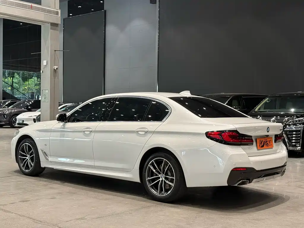 BMW BMW 5 Series 2022 Model Update II 525Li M Sport Package 2022 - thumbnail 14