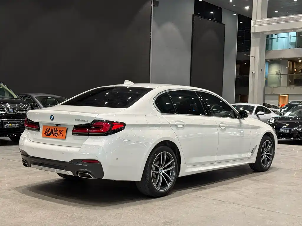 BMW BMW 5 Series 2022 Model Update II 525Li M Sport Package 2022 - thumbnail 16