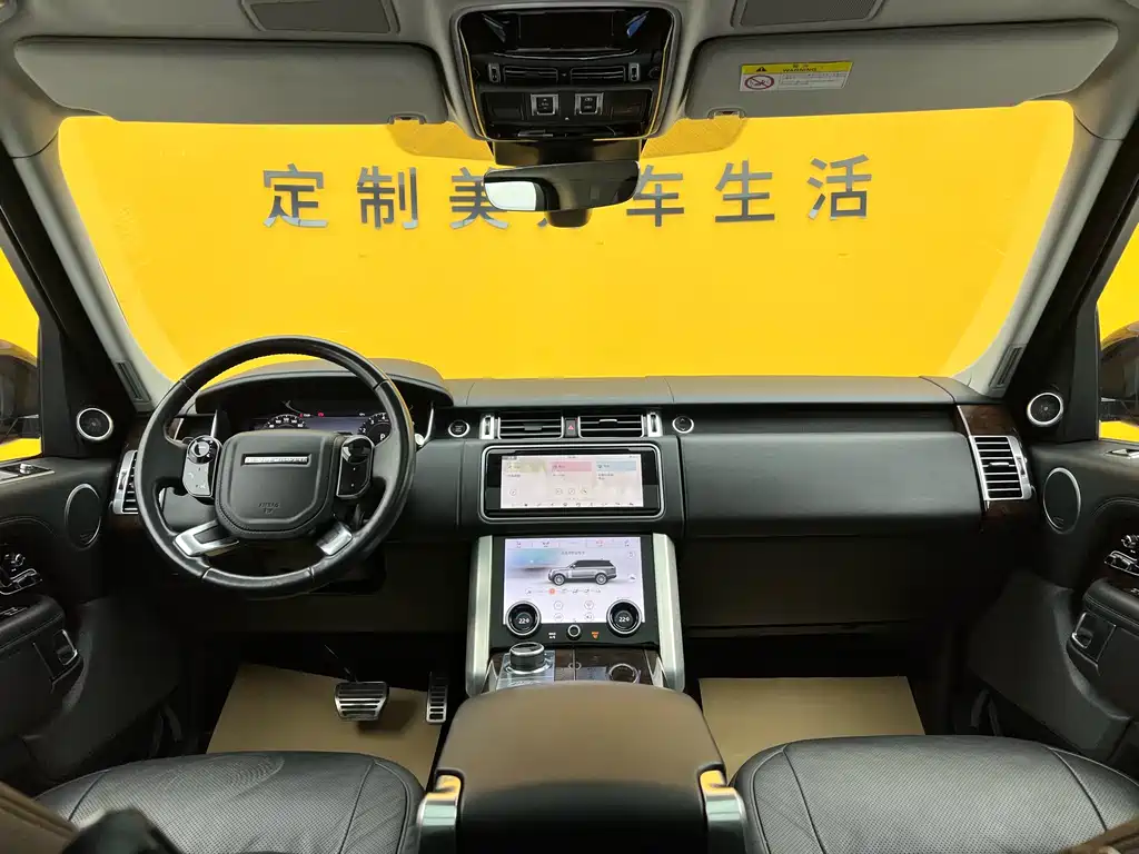 Land Rover Range Rover 2021 3.0 L6 Heritage Edition 2022 - thumbnail 16