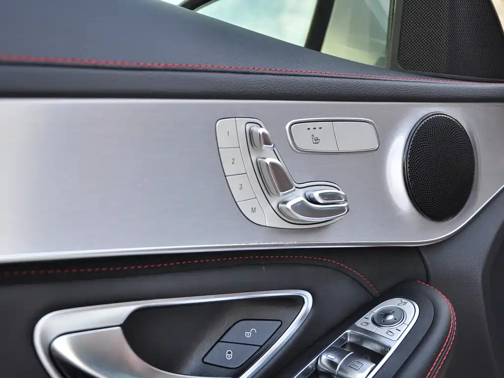 Mercedes-Benz Mercedes-Benz C-Class AMG 2017 AMG C 63 2018 - thumbnail 14
