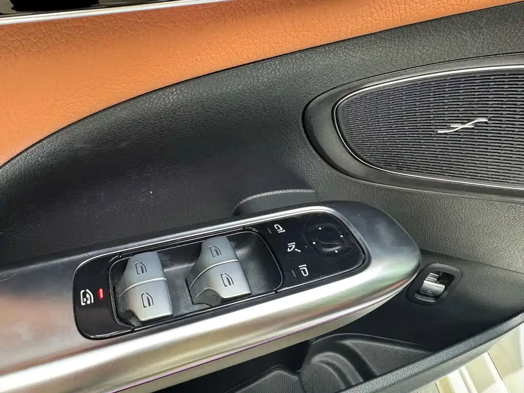 Mercedes-Benz Mercedes-Benz C-Class 2022 C 260 L Sport Edition 2021 - thumbnail 15