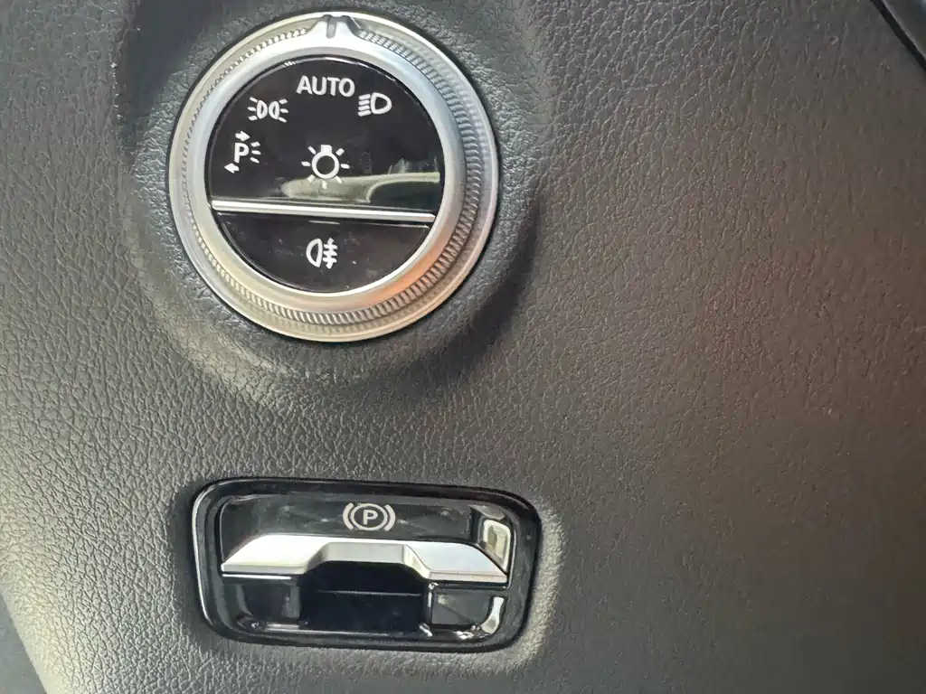 Mercedes-Benz Mercedes-Benz C-Class 2022 C 260 L Sport Edition 2021 - thumbnail 16