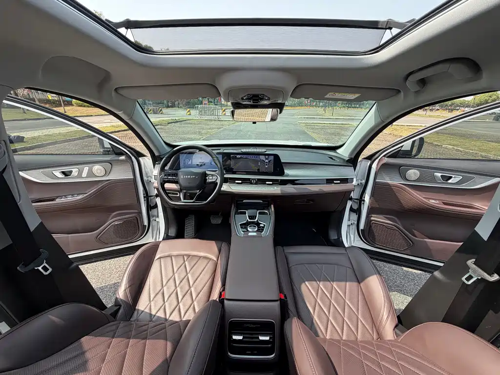 Chery Chery Tiggo 8 Pro 2024 Champion Edition 290T 2WD Peak Version 7-seater 2024 - thumbnail 28