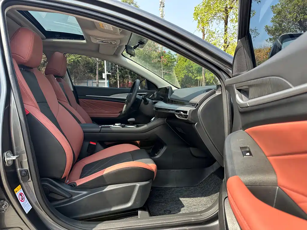 Changan Yidong 2023 Plus Blue Whale NE 1.4T GDI DCT Premium Edition 2024 - thumbnail 15
