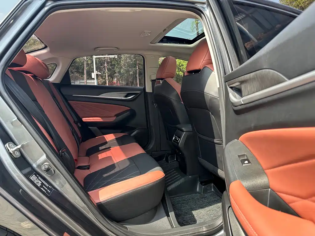 Changan Yidong 2023 Plus Blue Whale NE 1.4T GDI DCT Premium Edition 2024 - thumbnail 16