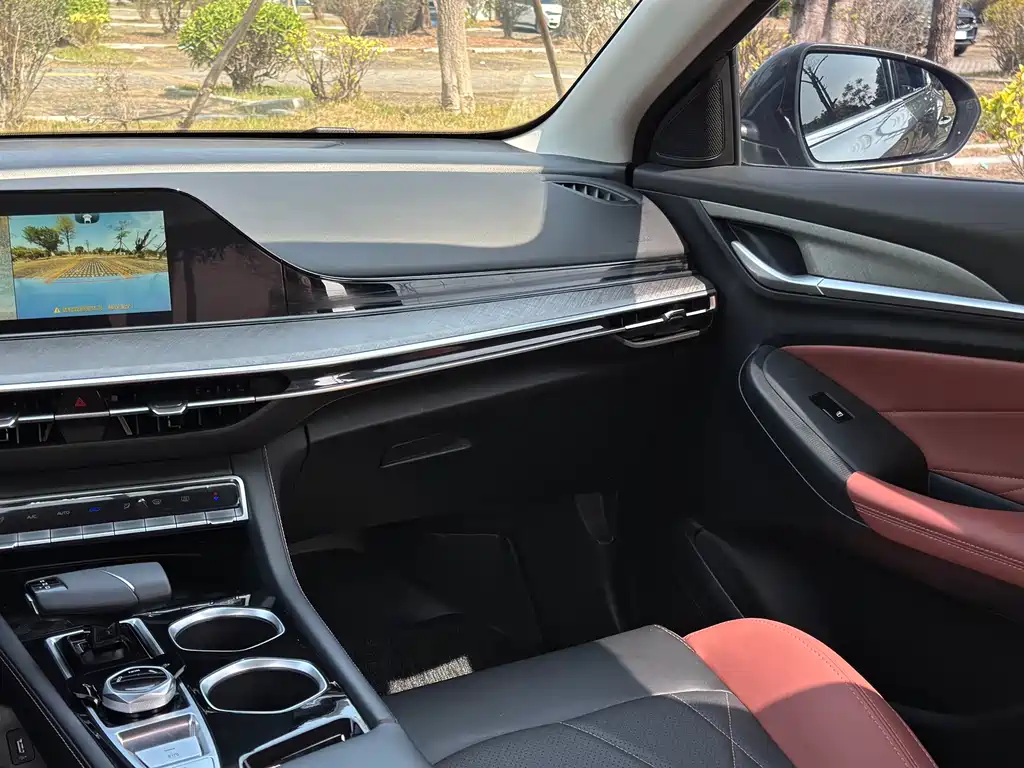 Changan Yidong 2023 Plus Blue Whale NE 1.4T GDI DCT Premium Edition 2024 - thumbnail 23
