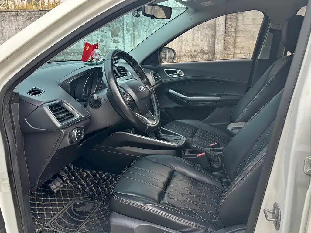 Ford Ford Focus 2019 Facelift 1.5L Automatic Style Edition国VI 2021 - thumbnail 4