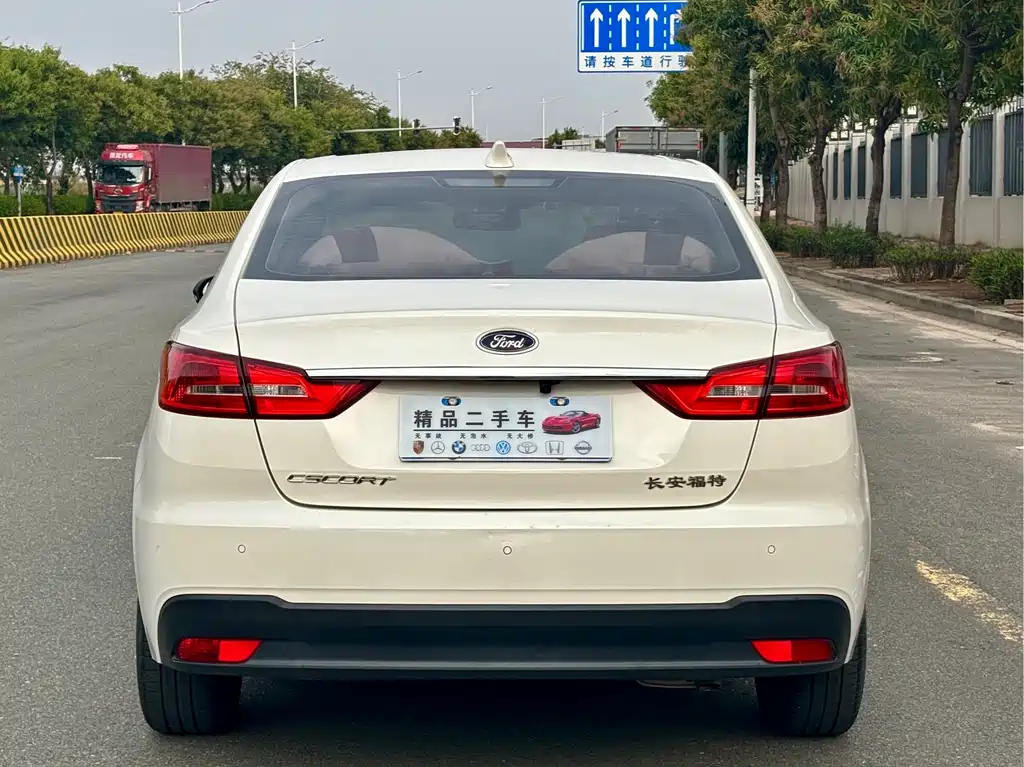 Ford Ford Focus 2019 Facelift 1.5L Automatic Style Edition国VI 2021 - thumbnail 8