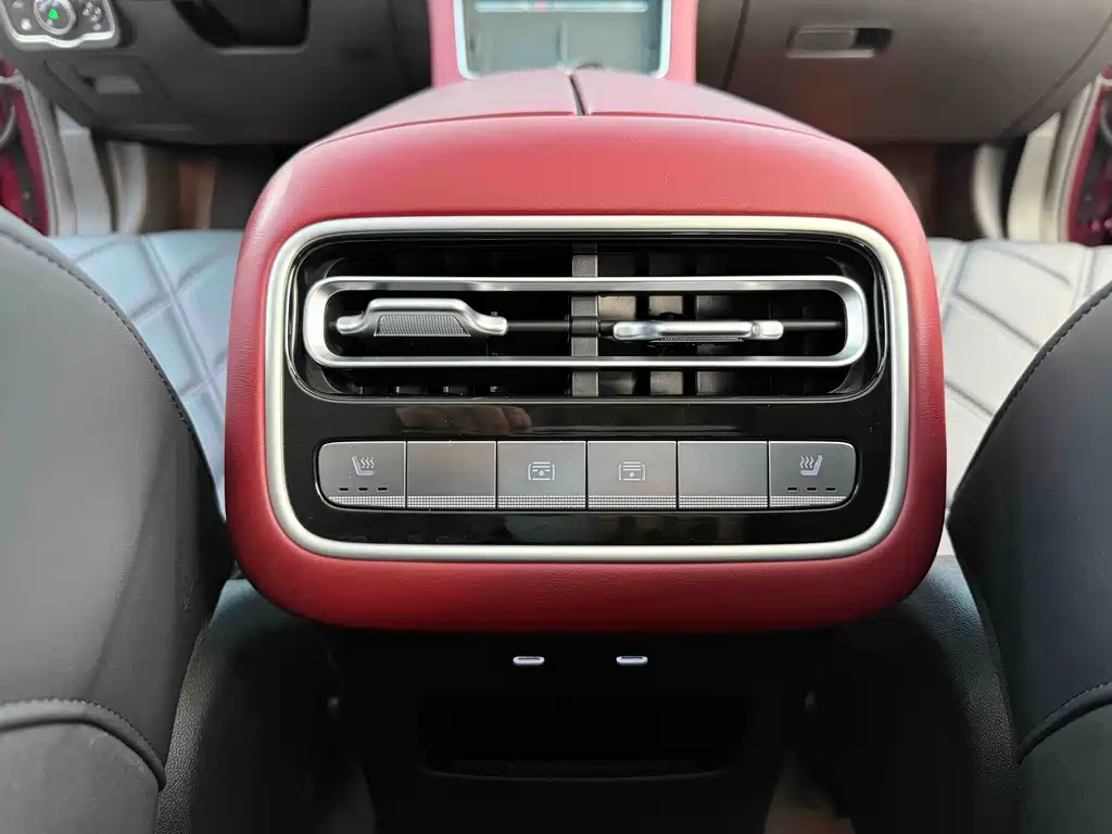 Chery Fengyun Chery A9L 2025 4WD High-Performance Peak Edition 2025 - thumbnail 28