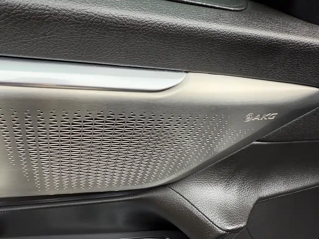 Cadillac Cadillac CT6 2023 28T Luxury 2023 - thumbnail 15