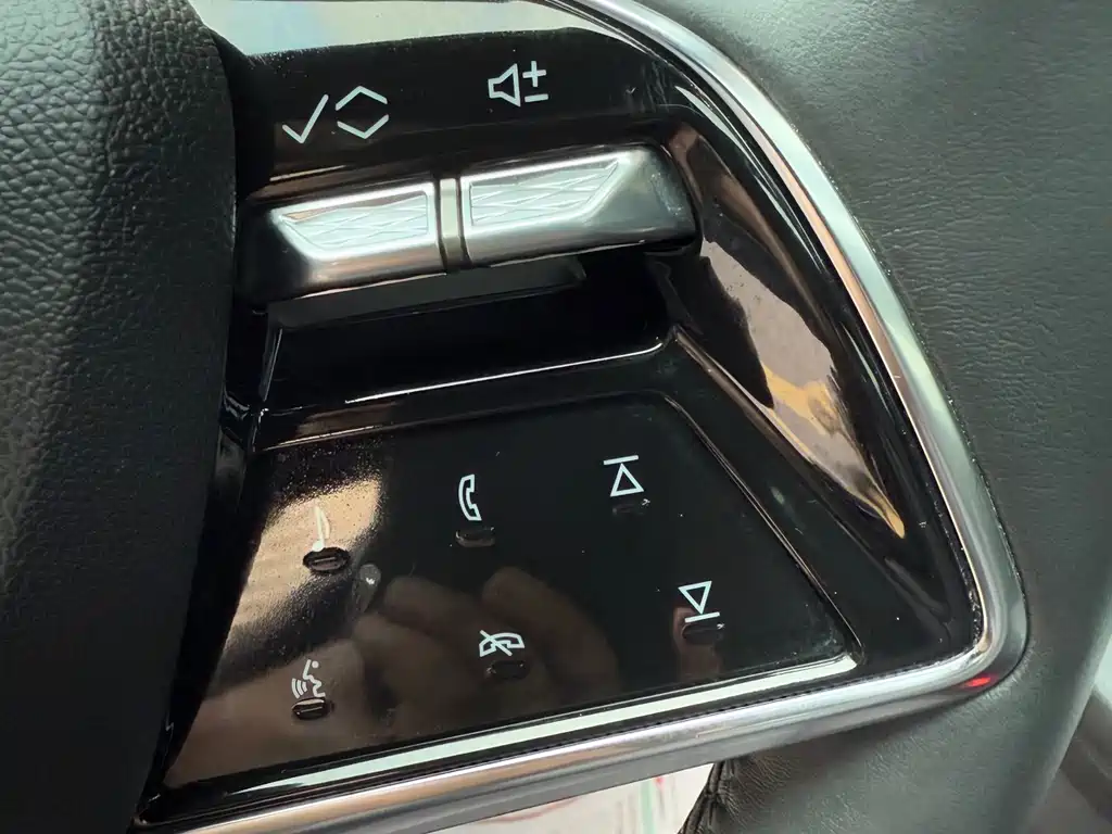 Cadillac Cadillac CT6 2023 28T Luxury 2023 - thumbnail 18