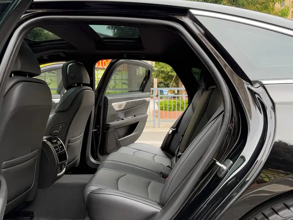 Cadillac Cadillac CT6 2023 28T Luxury 2023 - thumbnail 27