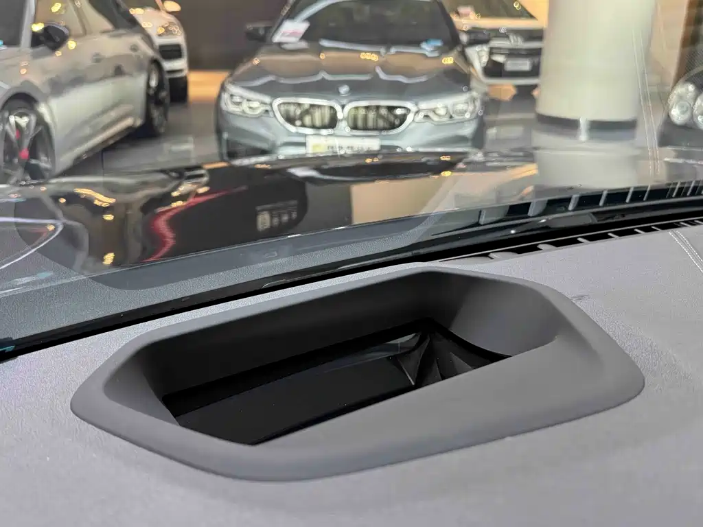 BMW BMW 5 Series Import 2022 Model Facelift 540i Style Edition M Sport Package 2023 - thumbnail 14