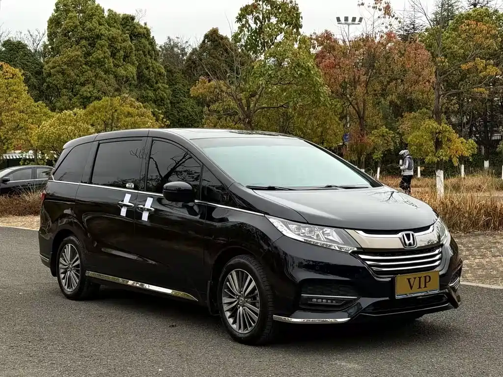 Honda Honda Odyssey 2018 2.4L Smart Enjoy Edition 2020 - thumbnail 3