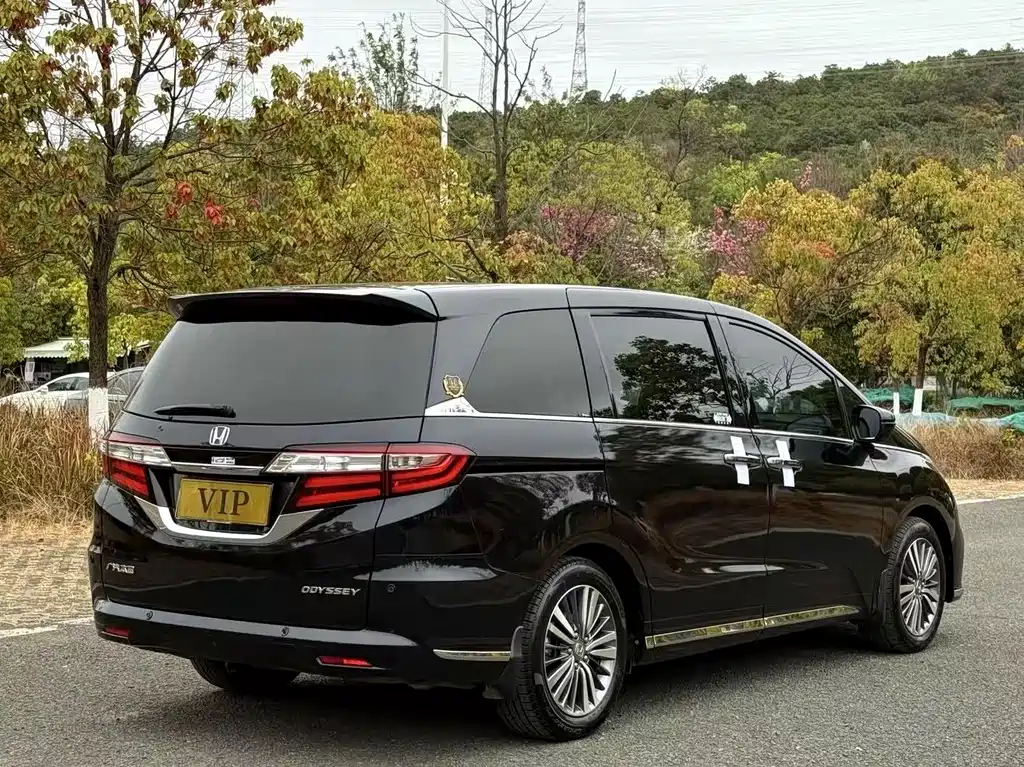 Honda Honda Odyssey 2018 2.4L Smart Enjoy Edition 2020 - thumbnail 4