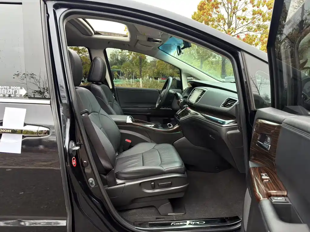 Honda Honda Odyssey 2018 2.4L Smart Enjoy Edition 2020 - thumbnail 27