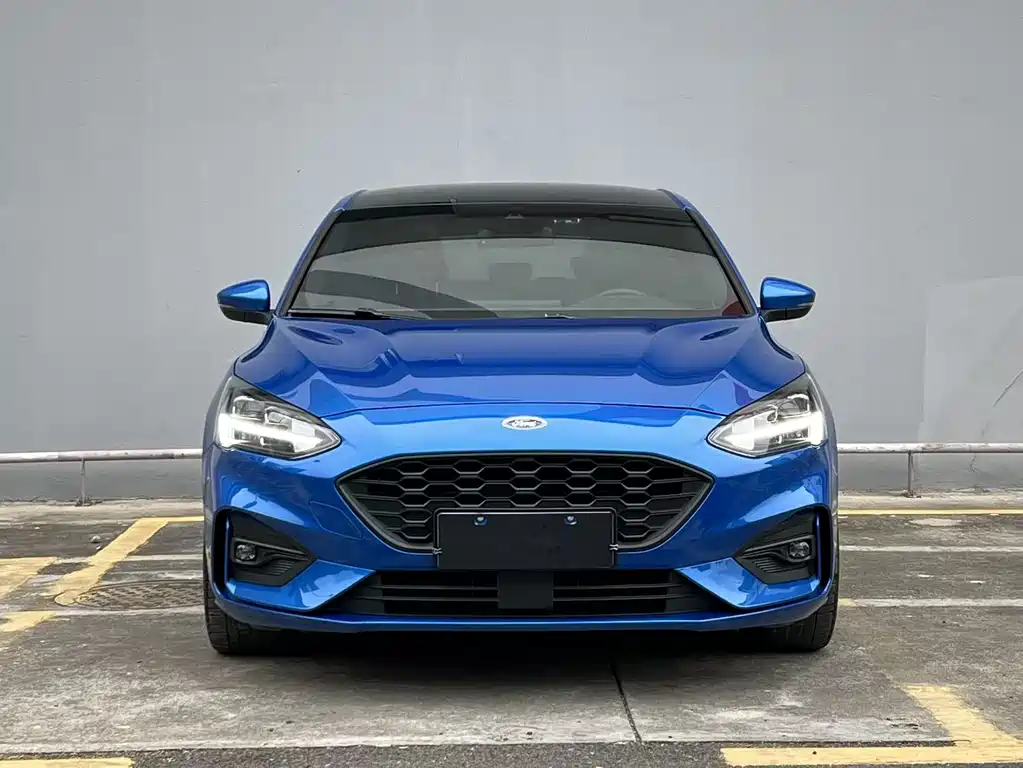 Ford Ford Focus 2021 Hatchback EcoBoost 180 Automatic ST Line 2021 - thumbnail 2