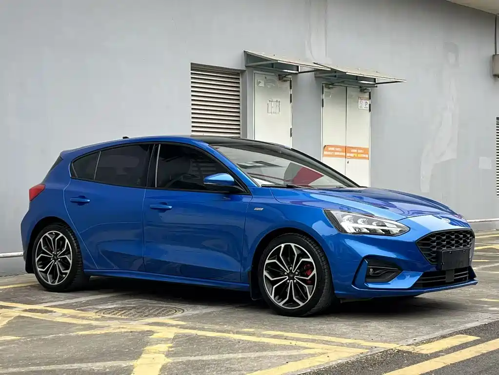 Ford Ford Focus 2021 Hatchback EcoBoost 180 Automatic ST Line 2021 - thumbnail 3