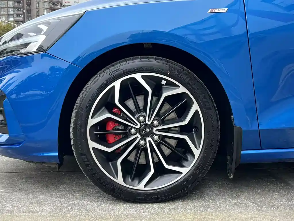 Ford Ford Focus 2021 Hatchback EcoBoost 180 Automatic ST Line 2021 - thumbnail 11