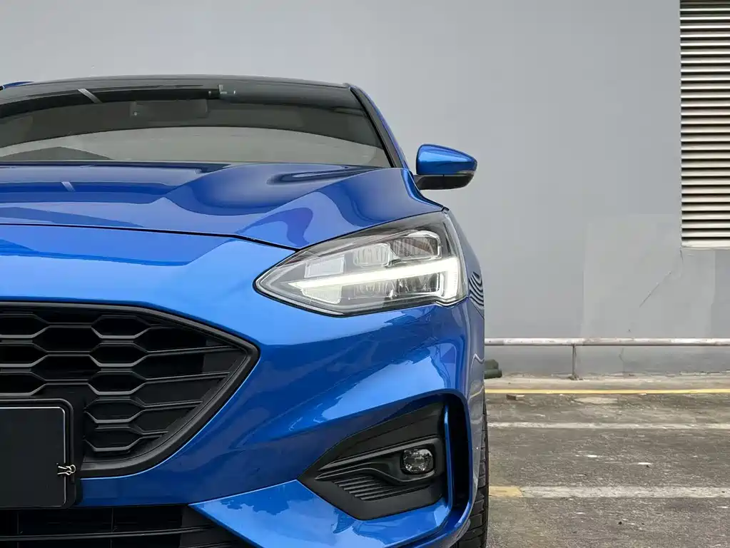 Ford Ford Focus 2021 Hatchback EcoBoost 180 Automatic ST Line 2021 - thumbnail 12