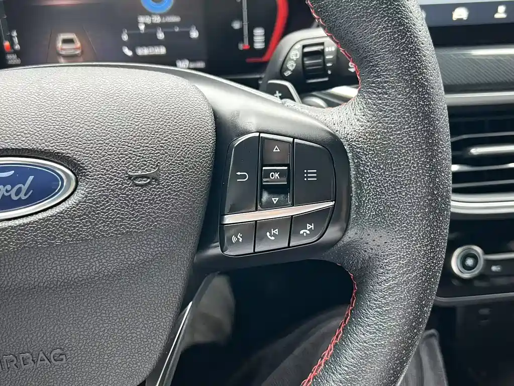 Ford Ford Focus 2021 Hatchback EcoBoost 180 Automatic ST Line 2021 - thumbnail 18