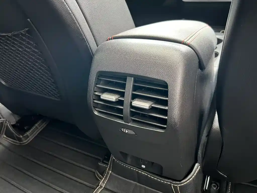 Ford Ford Focus 2021 Hatchback EcoBoost 180 Automatic ST Line 2021 - thumbnail 26