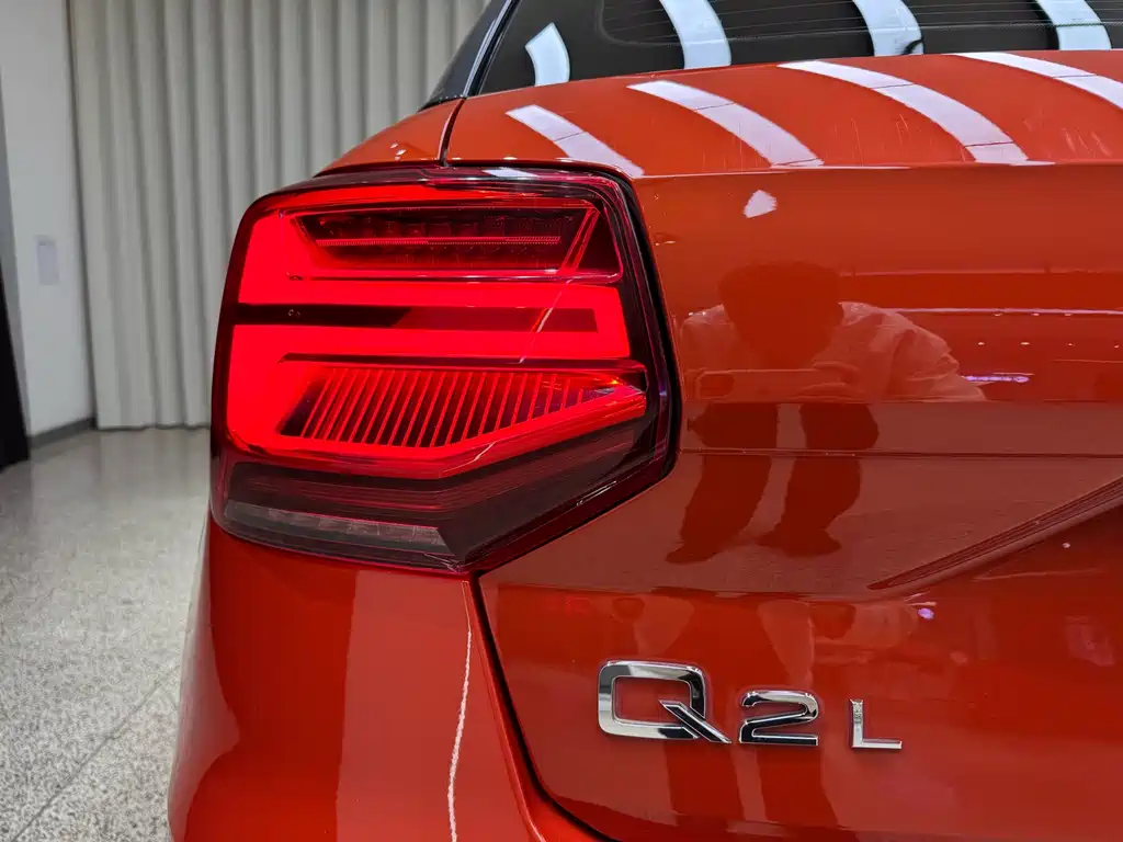 Audi Audi Q2L 2020 35 TFSI Fashion Elegant Edition 2020 - thumbnail 29