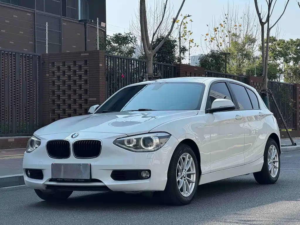 BMW BMW 1 Series Import 2013 Model Facelift 118i Leading Edition 2015