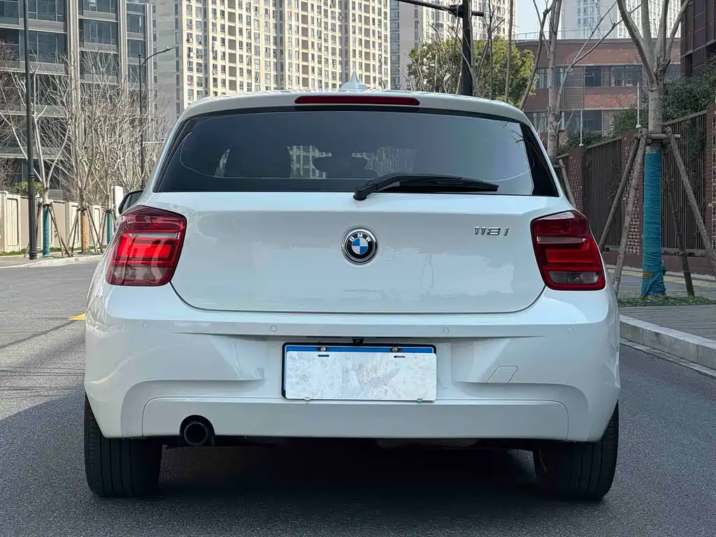 BMW BMW 1 Series Import 2013 Model Facelift 118i Leading Edition 2015 - thumbnail 16