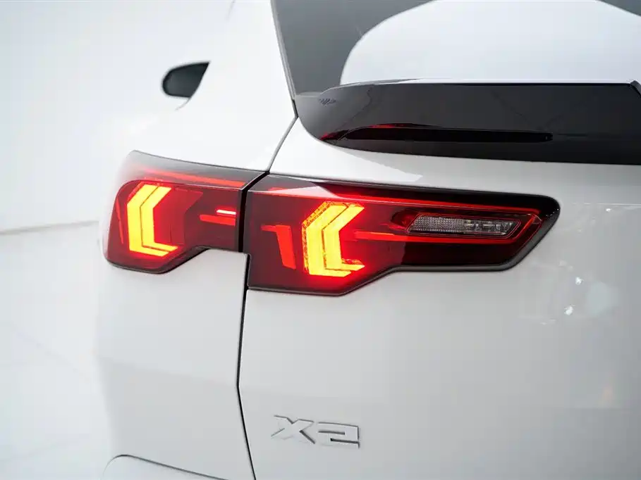 BMW BMW X2 M35i 2024 M35i 2025 - thumbnail 16