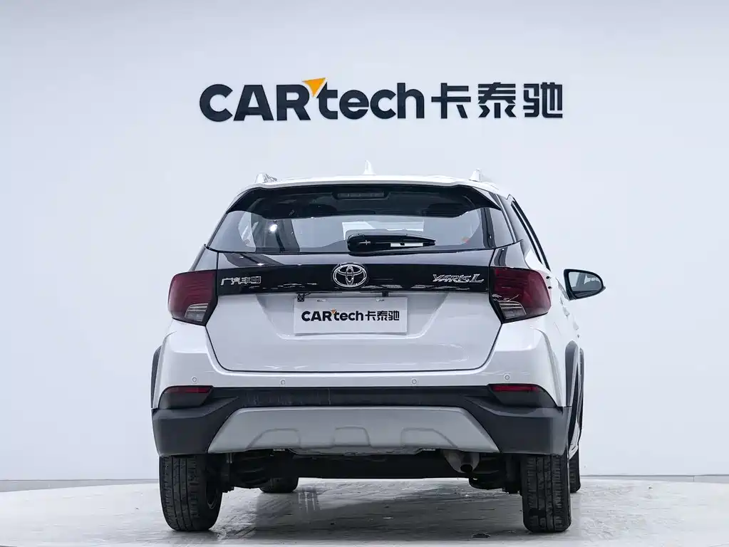 Toyota YARiS L 2022 X 1.5L CVT Luxury PLUS Edition 2022 - thumbnail 2
