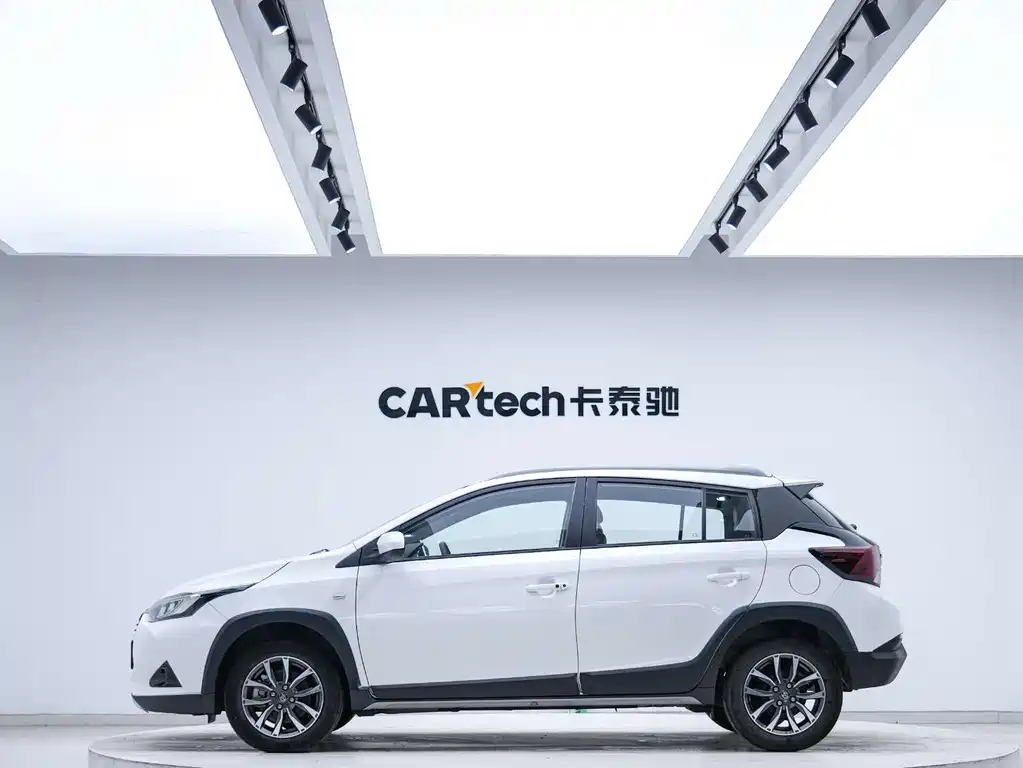 Toyota YARiS L 2022 X 1.5L CVT Luxury PLUS Edition 2022 - thumbnail 3