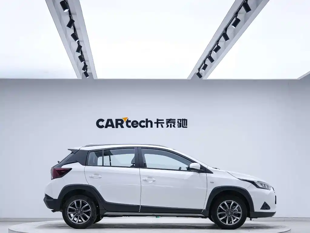 Toyota YARiS L 2022 X 1.5L CVT Luxury PLUS Edition 2022 - thumbnail 6